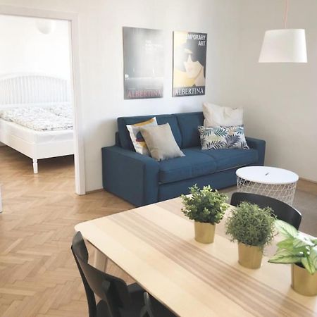 Bright, Lovely And Quiet Apartment At The Heart Of Vienna, Nachmarkt, City Center Exterior photo